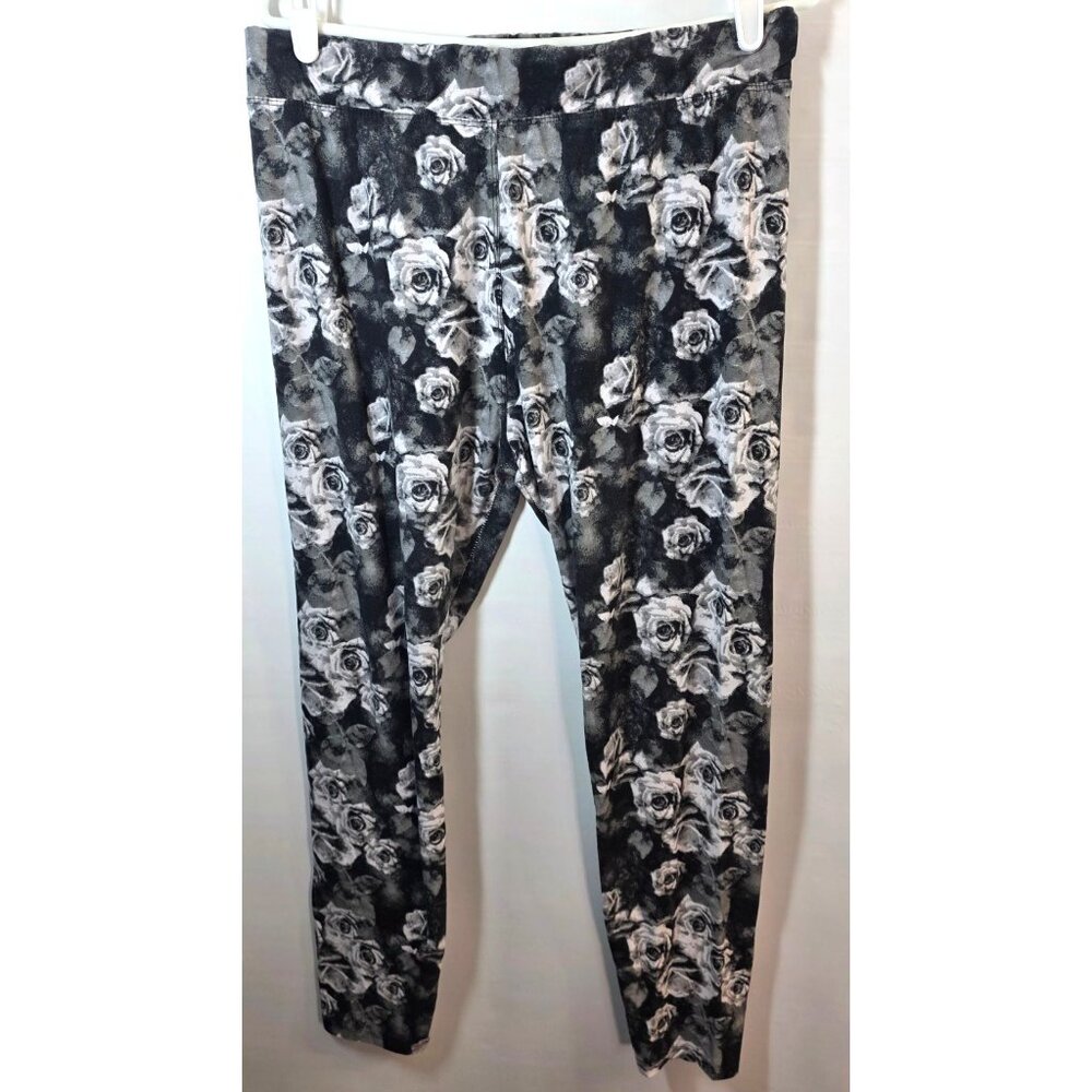 Chances R Leggings PLus Size XL‎ Roses Floral Print Stretchy Pants Black White